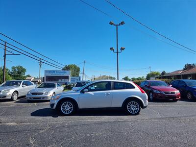 2011 Volvo C30 T5 R-Design - Photo 2 - Cincinnati, OH 45231