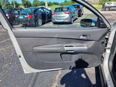 2011 Volvo C30 T5 R-Design - Photo 29 - Cincinnati, OH 45231