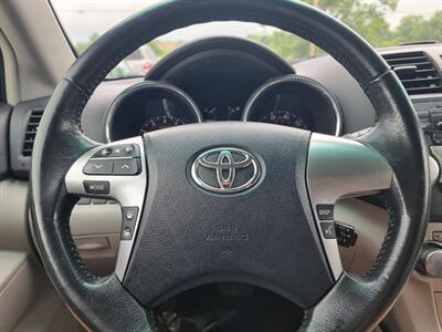 2011 Toyota Highlander SE   - Photo 12 - Cincinnati, OH 45231