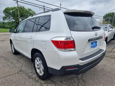 2011 Toyota Highlander SE   - Photo 7 - Cincinnati, OH 45231