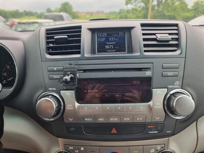 2011 Toyota Highlander SE   - Photo 14 - Cincinnati, OH 45231