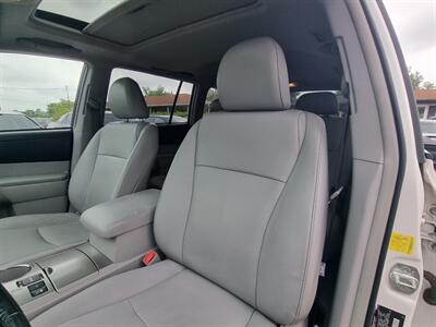 2011 Toyota Highlander SE   - Photo 20 - Cincinnati, OH 45231