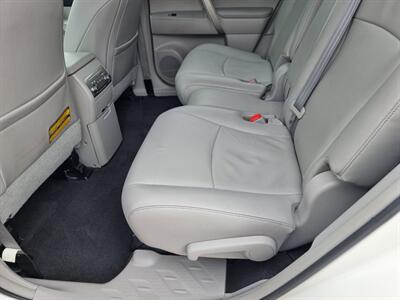 2011 Toyota Highlander SE   - Photo 25 - Cincinnati, OH 45231