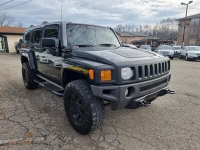 2006 Hummer H3   - Photo 4 - Cincinnati, OH 45231