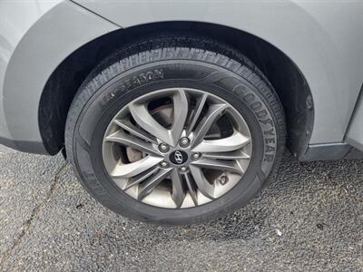 2015 Hyundai TUCSON GLS  AWD - Photo 36 - Cincinnati, OH 45231