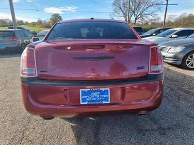 2012 Chrysler 300 Series Limited   - Photo 6 - Cincinnati, OH 45231