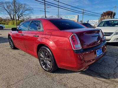 2012 Chrysler 300 Series Limited   - Photo 7 - Cincinnati, OH 45231