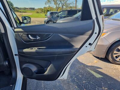 2016 Nissan Rogue SL AWD - Photo 33 - Cincinnati, OH 45231