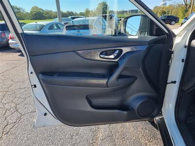 2016 Nissan Rogue SL AWD - Photo 35 - Cincinnati, OH 45231