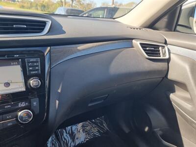 2016 Nissan Rogue SL AWD - Photo 18 - Cincinnati, OH 45231