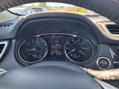 2016 Nissan Rogue SL AWD - Photo 13 - Cincinnati, OH 45231
