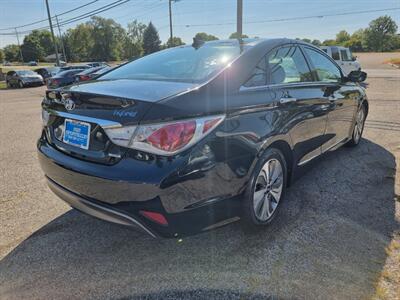 2014 Hyundai SONATA Hybrid Limited   - Photo 5 - Cincinnati, OH 45231