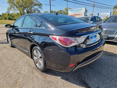 2014 Hyundai SONATA Hybrid Limited   - Photo 7 - Cincinnati, OH 45231