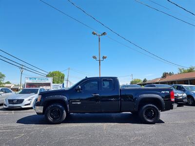 2011 GMC Sierra 1500 SL   - Photo 2 - Cincinnati, OH 45231