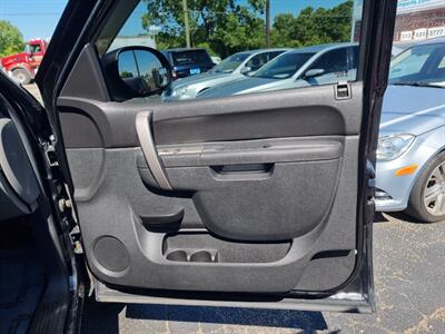 2011 GMC Sierra 1500 SL   - Photo 27 - Cincinnati, OH 45231