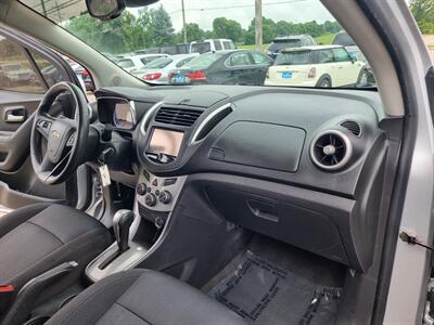 2016 Chevrolet Trax LT   - Photo 27 - Cincinnati, OH 45231
