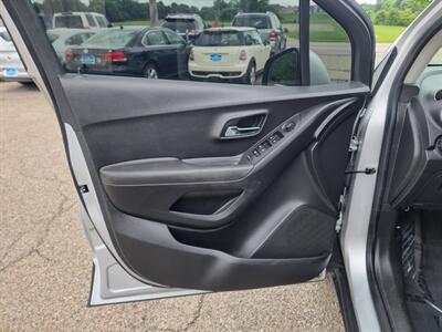 2016 Chevrolet Trax LT   - Photo 33 - Cincinnati, OH 45231