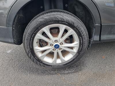 2019 Ford Escape SEL   - Photo 37 - Cincinnati, OH 45231