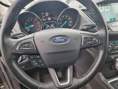 2019 Ford Escape SEL   - Photo 11 - Cincinnati, OH 45231