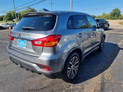 2018 Mitsubishi Outlander Sport ES   - Photo 5 - Cincinnati, OH 45231