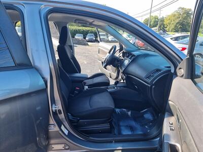 2018 Mitsubishi Outlander Sport ES   - Photo 27 - Cincinnati, OH 45231