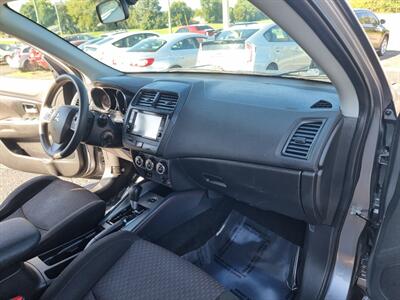 2018 Mitsubishi Outlander Sport ES   - Photo 28 - Cincinnati, OH 45231