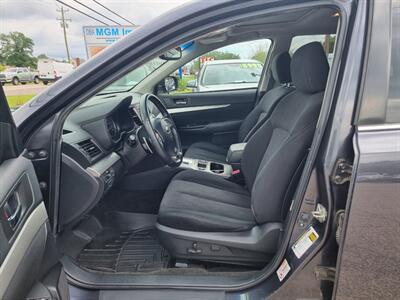 2013 Subaru Outback 2.5i Premium   - Photo 8 - Cincinnati, OH 45231