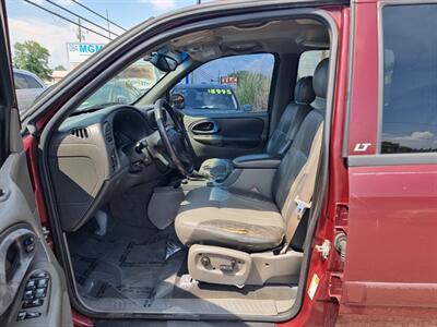2004 Chevrolet TrailBlazer EXT LS   - Photo 8 - Cincinnati, OH 45231