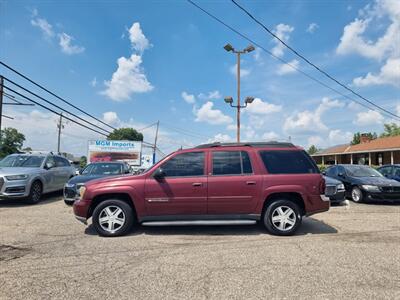 2004 Chevrolet TrailBlazer EXT LS   - Photo 2 - Cincinnati, OH 45231
