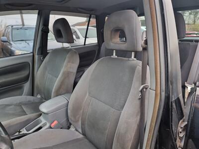 2003 Toyota RAV4   - Photo 17 - Cincinnati, OH 45231