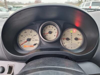 2003 Toyota RAV4   - Photo 12 - Cincinnati, OH 45231