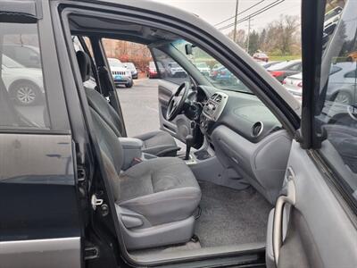 2003 Toyota RAV4   - Photo 23 - Cincinnati, OH 45231