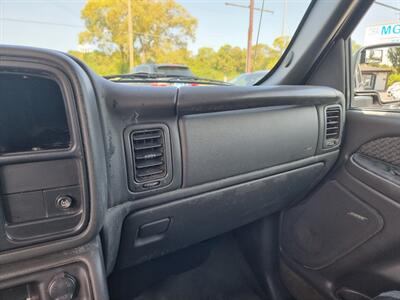 2004 Chevrolet Avalanche 1500   - Photo 15 - Cincinnati, OH 45231