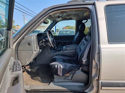 2004 Chevrolet Avalanche 1500   - Photo 8 - Cincinnati, OH 45231