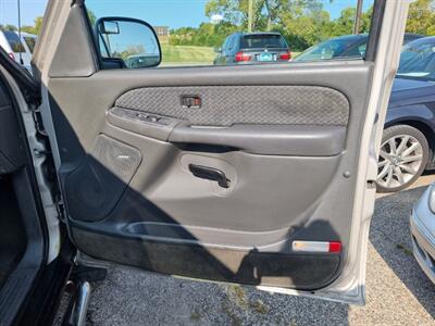 2004 Chevrolet Avalanche 1500   - Photo 27 - Cincinnati, OH 45231