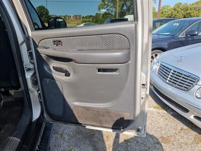 2004 Chevrolet Avalanche 1500   - Photo 28 - Cincinnati, OH 45231