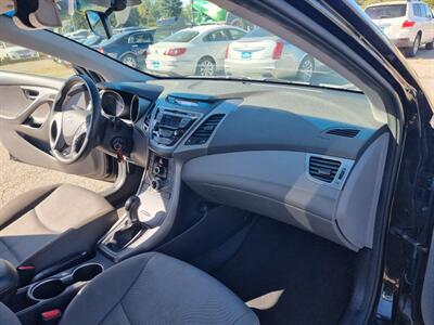 2015 Hyundai ELANTRA SE   - Photo 26 - Cincinnati, OH 45231