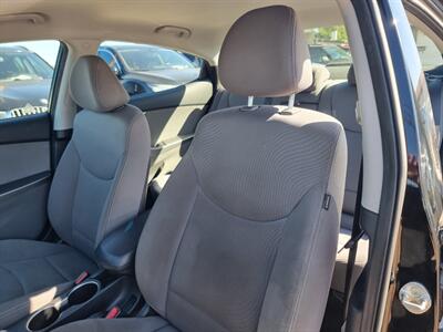 2015 Hyundai ELANTRA SE   - Photo 18 - Cincinnati, OH 45231