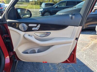 2016 Mercedes-Benz GLC GLC 300 4MATIC - Photo 31 - Cincinnati, OH 45231