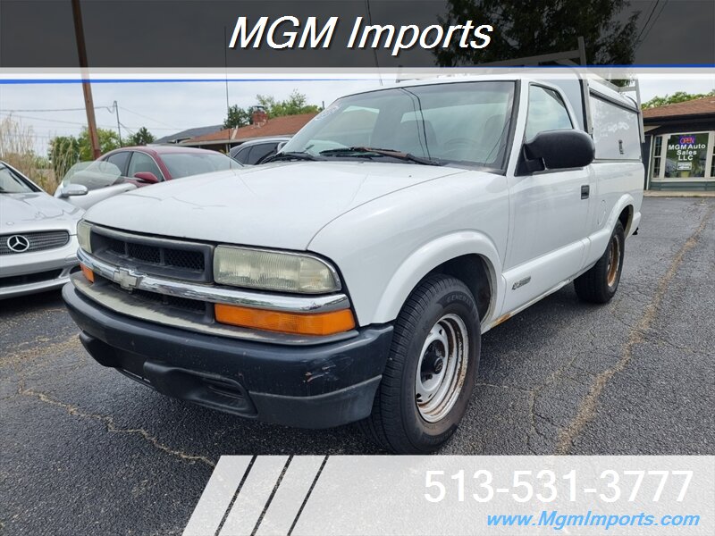 2002 Chevrolet S-10   - Photo 1 - Cincinnati, OH 45231
