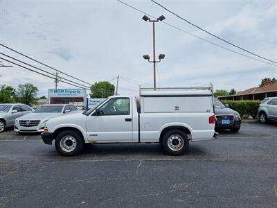 2002 Chevrolet S-10   - Photo 2 - Cincinnati, OH 45231