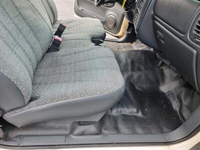 2002 Chevrolet S-10   - Photo 21 - Cincinnati, OH 45231
