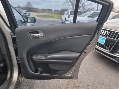 2011 Dodge Charger SE - Photo 29 - Cincinnati, OH 45231