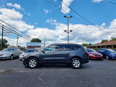 2014 Chevrolet Traverse LT - Photo 2 - Cincinnati, OH 45231