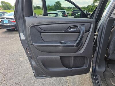 2014 Chevrolet Traverse LT - Photo 36 - Cincinnati, OH 45231