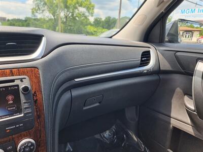 2014 Chevrolet Traverse LT - Photo 17 - Cincinnati, OH 45231