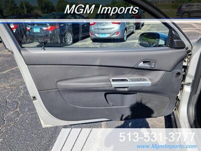 2011 Volvo C30 T5 R-Design - Photo 19 - Cincinnati, OH 45231