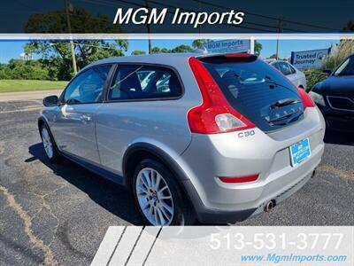 2011 Volvo C30 T5 R-Design - Photo 7 - Cincinnati, OH 45231