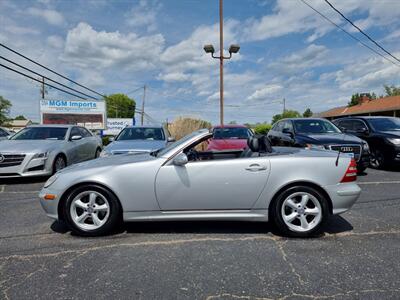 2004 Mercedes-Benz SLK SLK 320   - Photo 2 - Cincinnati, OH 45231