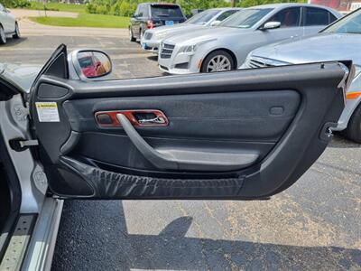 2004 Mercedes-Benz SLK SLK 320   - Photo 29 - Cincinnati, OH 45231